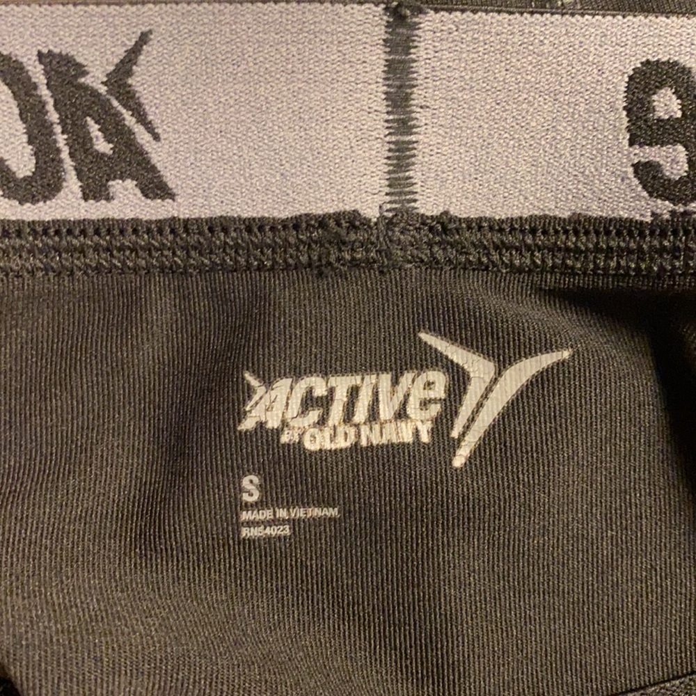 ☘️5/$15 Old Navy active leggings - Picture 4 of 5